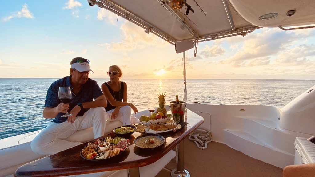 Sunset wine and wine cruise in Cozumel